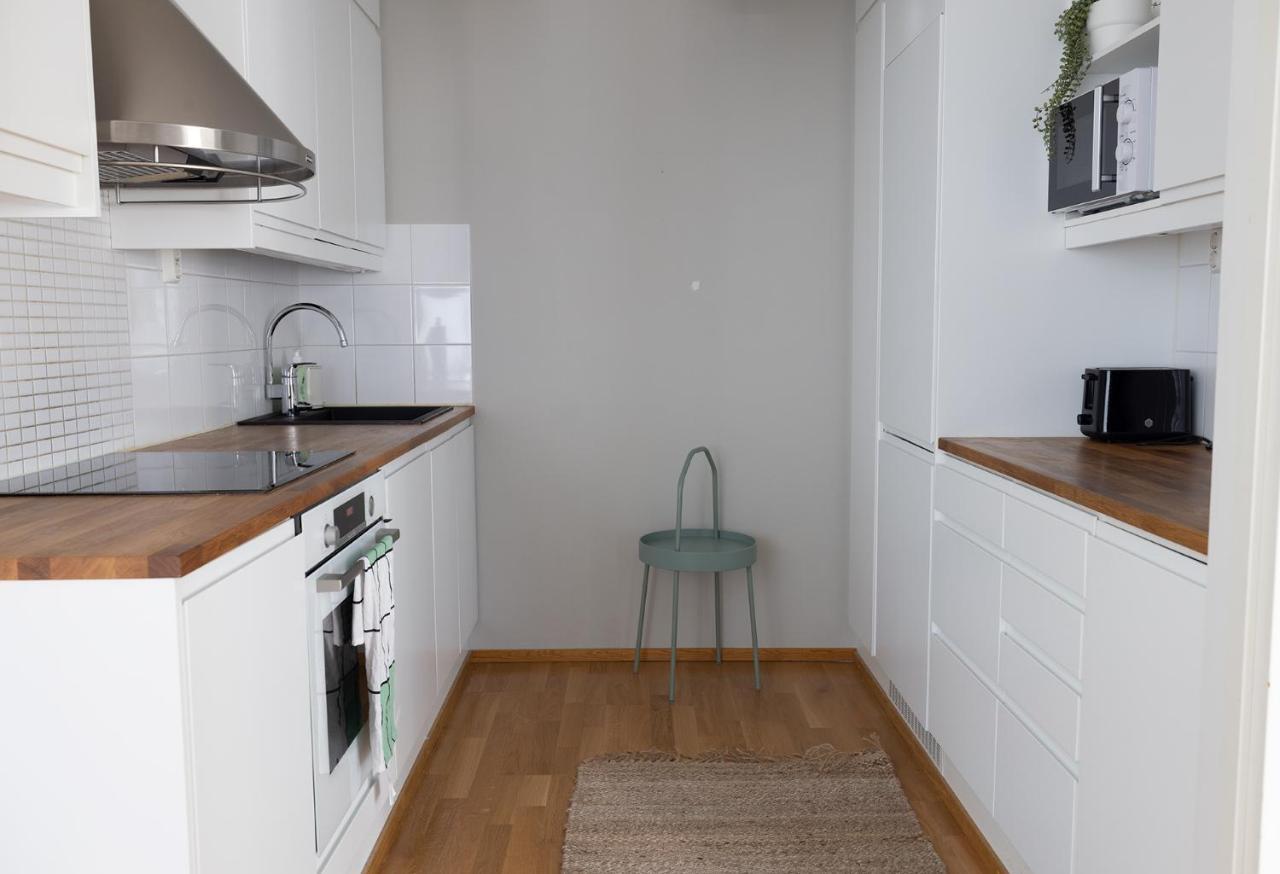2Ndhomes Charming 1Br Apartment With Sauna In Loennrotinkatu Helsínquia Exterior foto