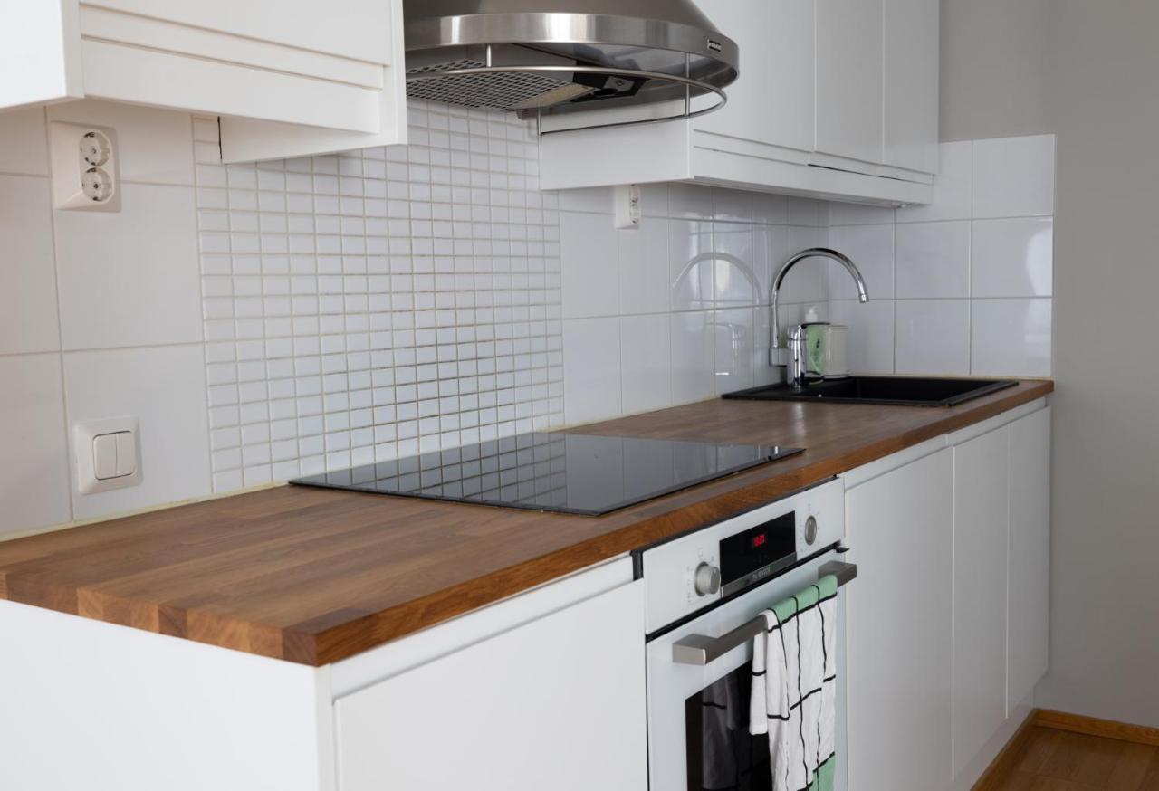 2Ndhomes Charming 1Br Apartment With Sauna In Loennrotinkatu Helsínquia Exterior foto