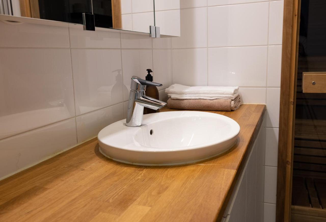 2Ndhomes Charming 1Br Apartment With Sauna In Loennrotinkatu Helsínquia Exterior foto
