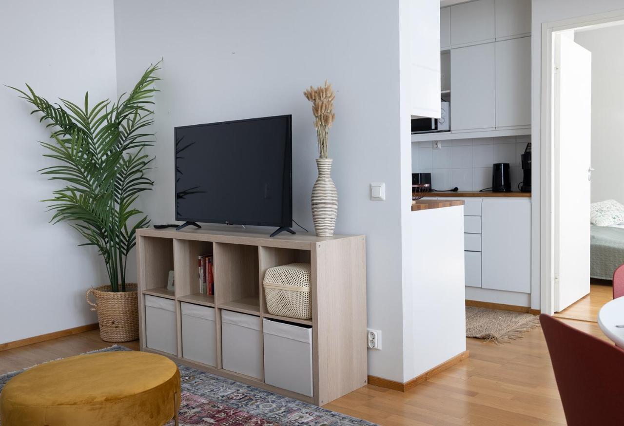 2Ndhomes Charming 1Br Apartment With Sauna In Loennrotinkatu Helsínquia Exterior foto